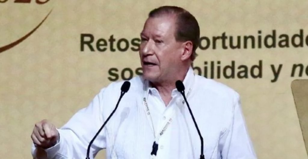 Banca en México descarta que AMLO haya incidido en la decisión sobre Citibanamex