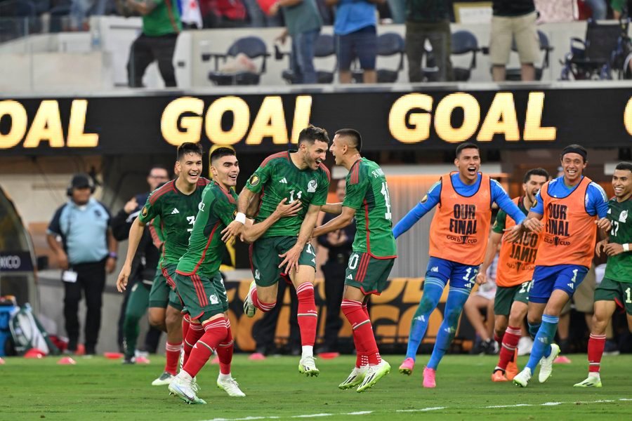 México vuelve a ser campeón de la Copa Oro gracias a gol de Giménez