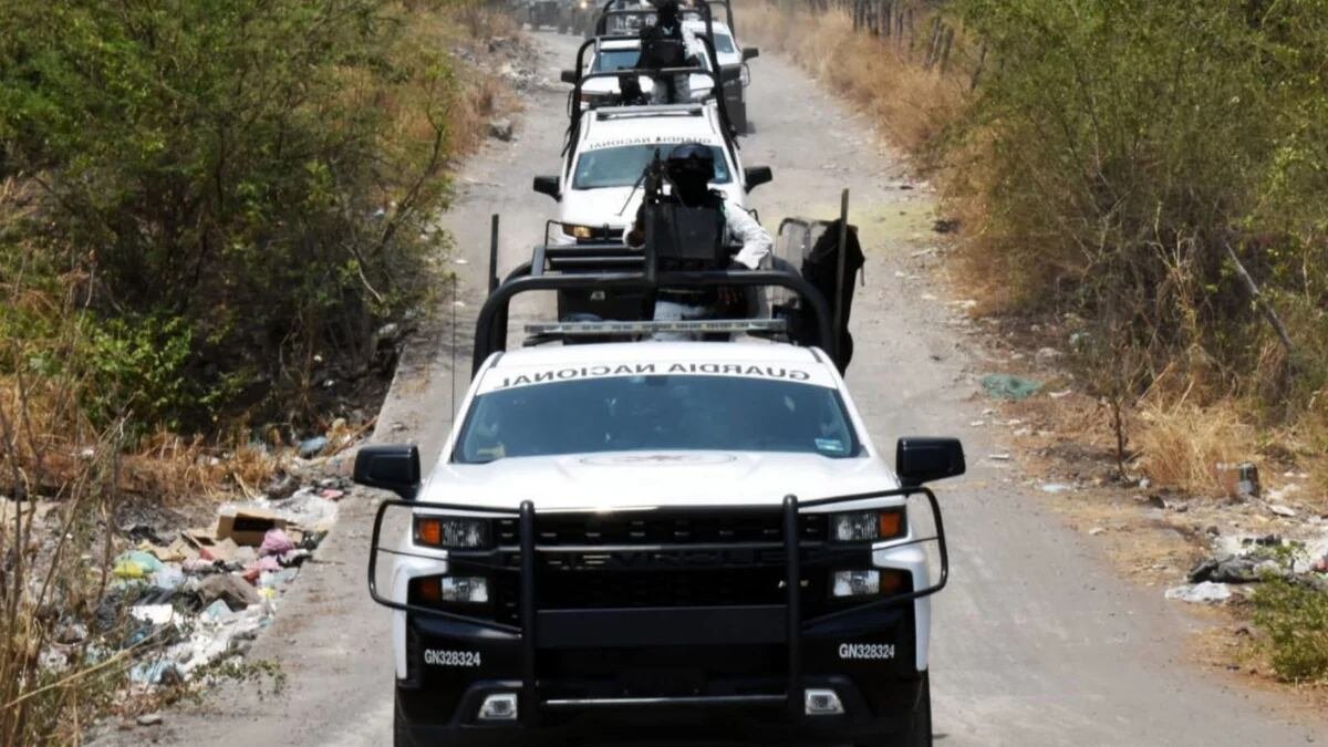 Caos en Jalisco: reportan bloqueos y enfrentamiento de la Guardia Nacional contra sujetos armados