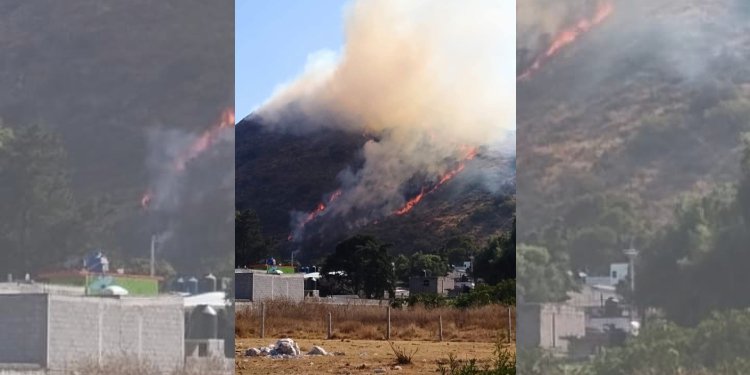 Incendio arrasa faldas del cerro El Pino en Ixtapaluca
