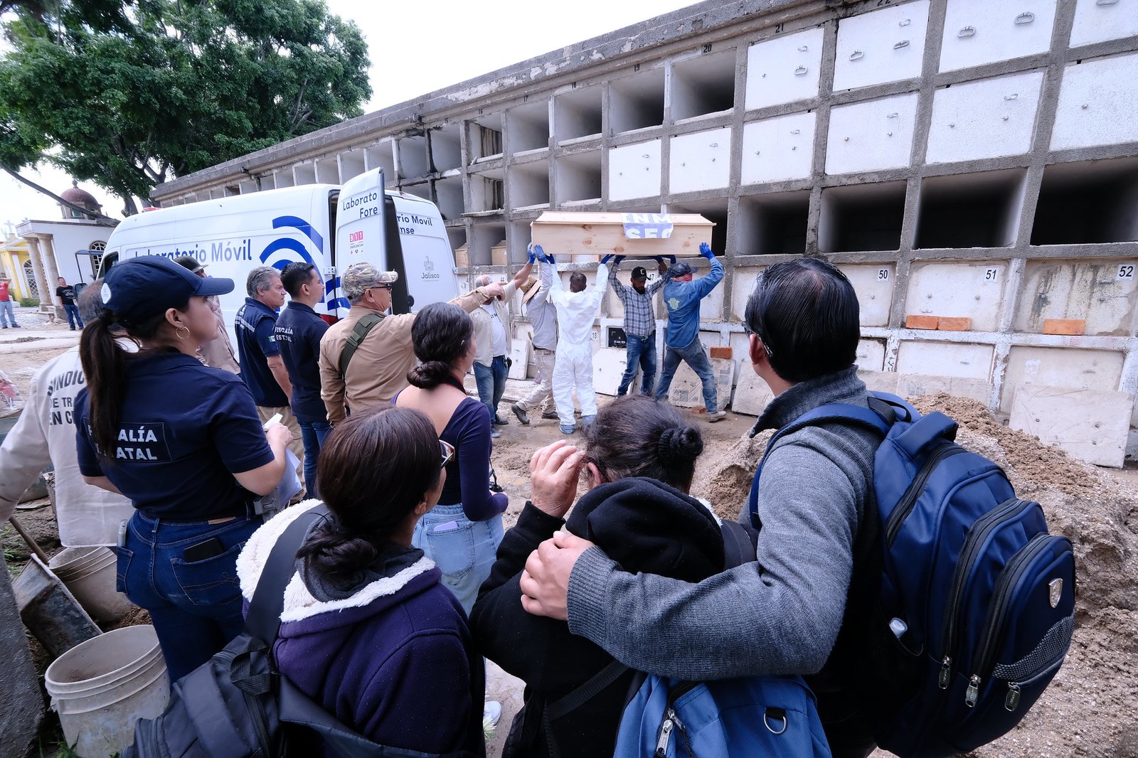 IJCF brinda inhumación digna a personas identificadas