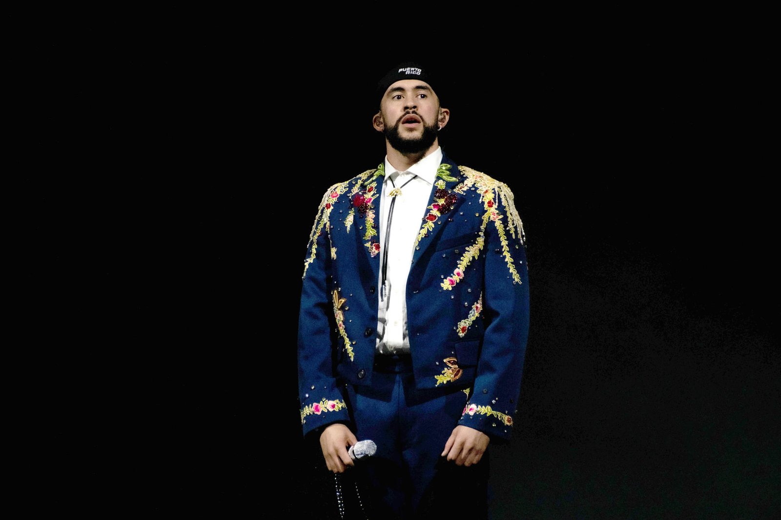 Bad Bunny revela por qué excluyó a EE.UU. de su última gira de conciertos