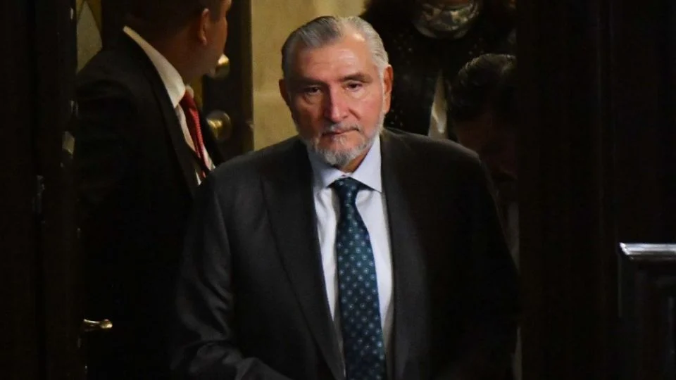 Adán Augusto se dice dispuesto a comparecer