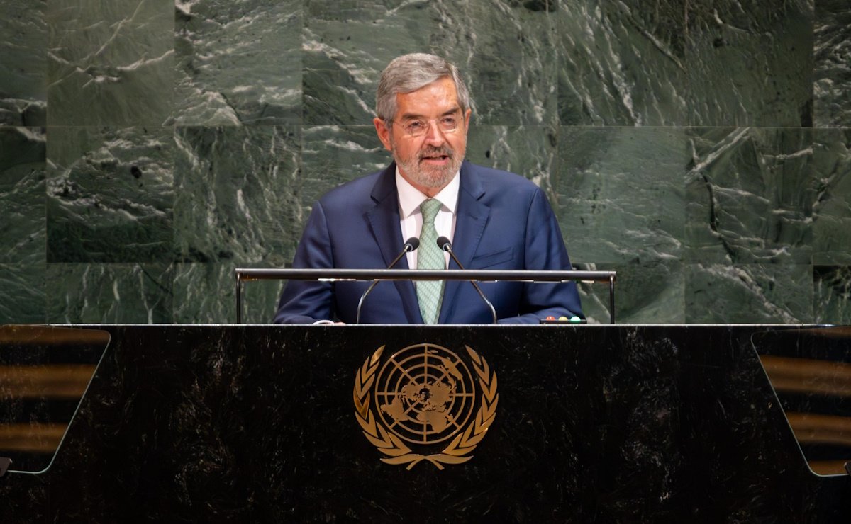 Canciller Juan Ramón de la Fuente defiende a migrantes ante la Asamblea General de la ONU