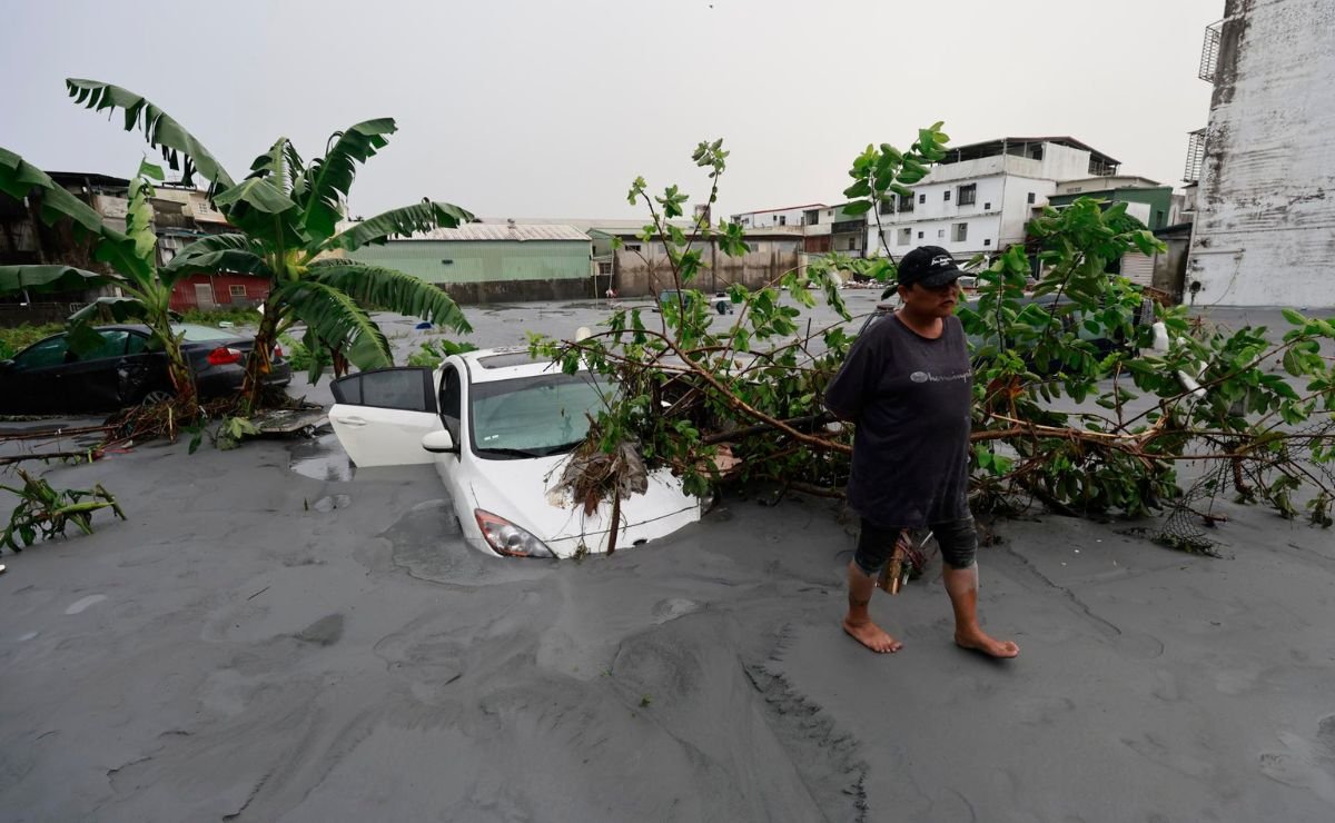 Tifón Ragasa deja 17 muertos en Taiwán y toca tierra en el sur de China