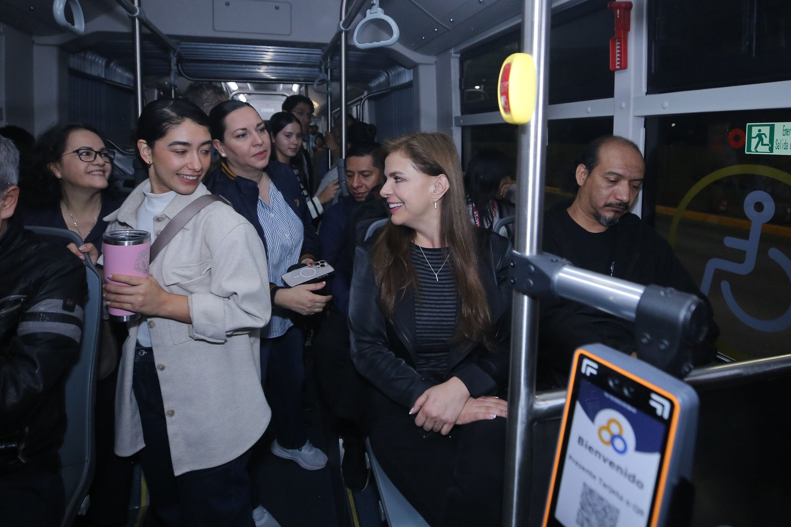 Refuerzan transporte hacia el CUCBA con nuevas unidades y menor tiempo de espera