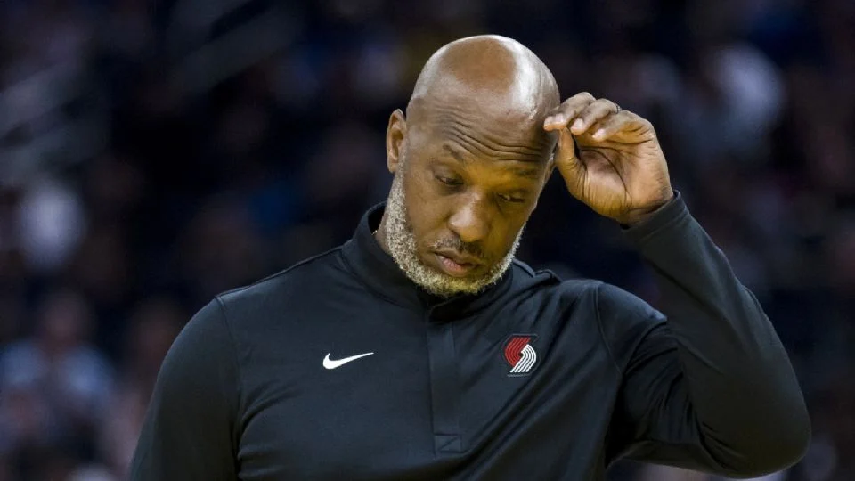 ¡Escándalo en la NBA! Arrestan a Chauncey Billups, entrenador de Trail Blazers, y a Terry Rozier, jugador del Heat, por apuestas ilegales