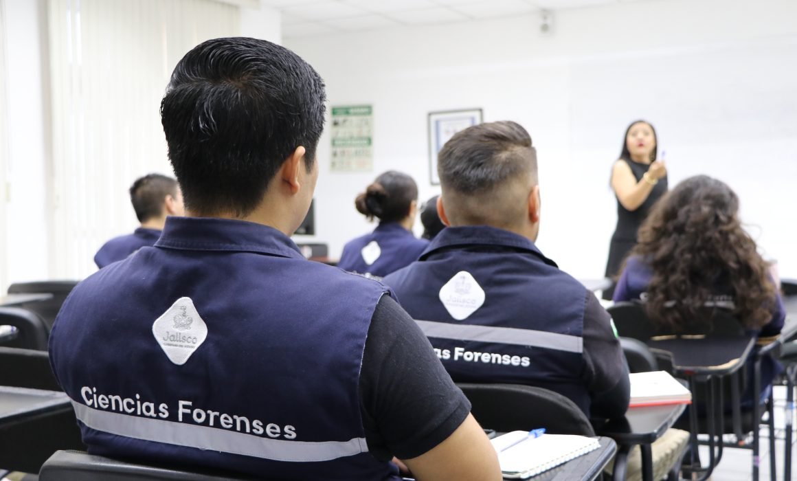 IJCF fortalece competencias de peritos en audiencias de juicio oral