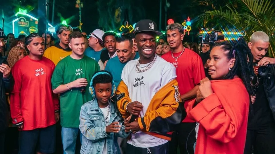 El futbolista Vinícius es procesado por la justicia de Brasil tras organizar una fiesta de dos días y perturbar la tranquilidad de sus vecinos