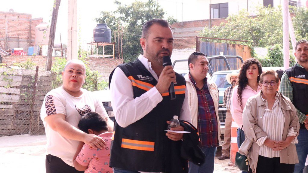 Gerardo Quirino da banderazo a obras en el Corredor Chapala