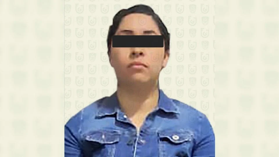 Procesan por delincuencia organizada a "La Voz", hija de "El Ojos", exlíder del Cártel de Tláhuac
