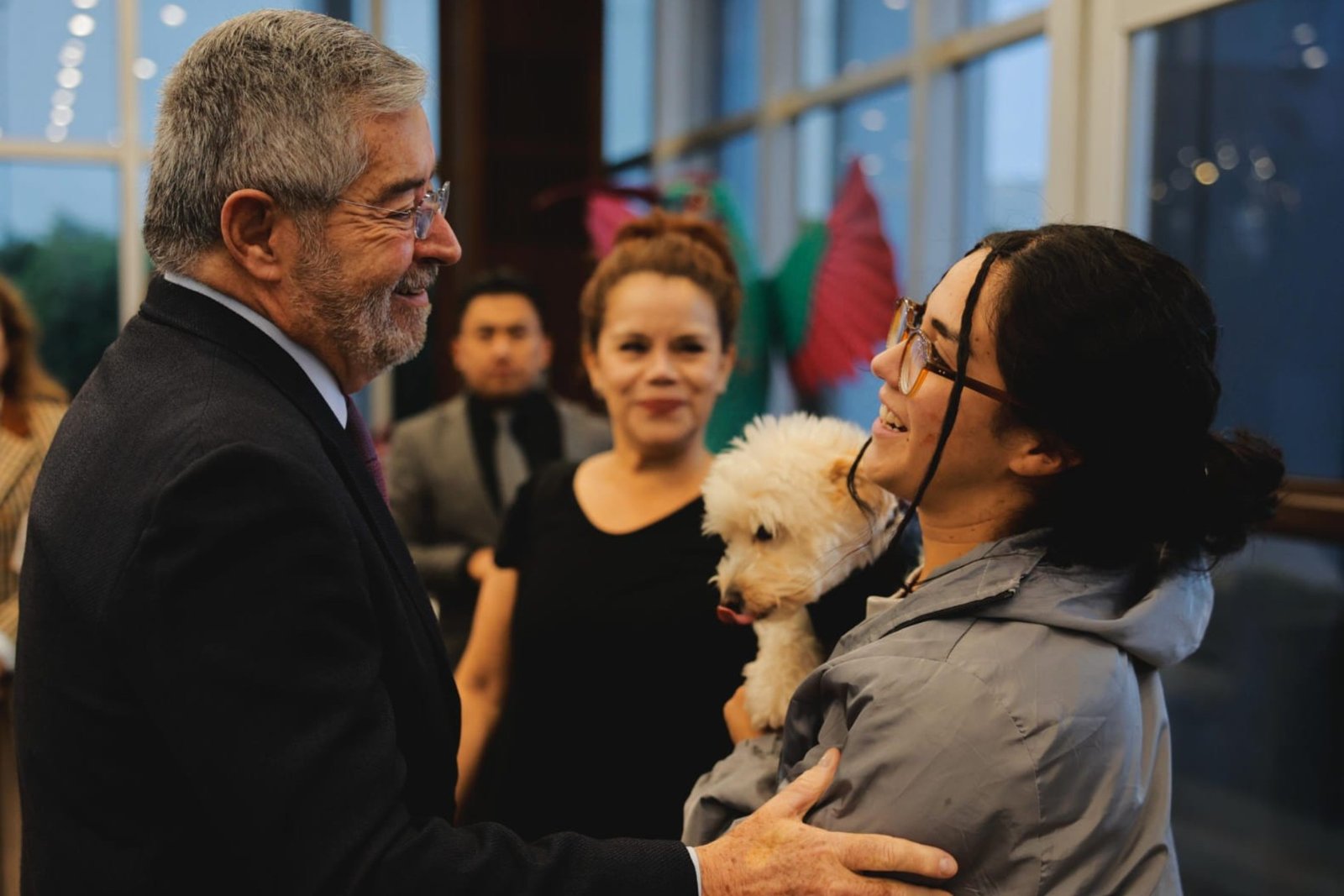 Mexicanos de la Flotilla Global Sumud detenidos por Israel llegan a la CDMX