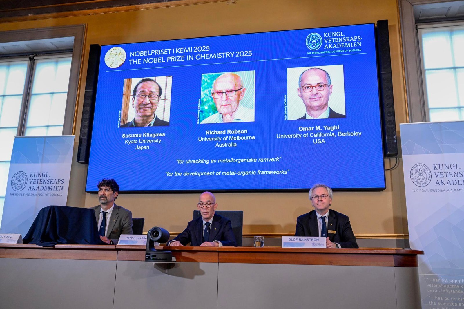 Premio Nobel de Química 2025 es para tres científicos por el desarrollo de estructuras metal-orgánicas