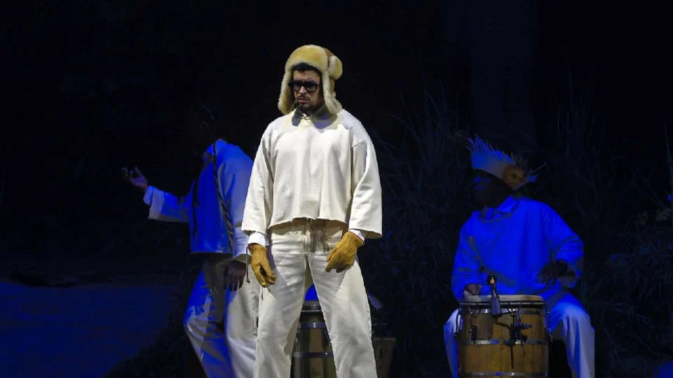 Bad Bunny enfrenta el rechazo de más de 100 mil personas que firmaron una petición en línea para que no actúe en el Super Bowl LX