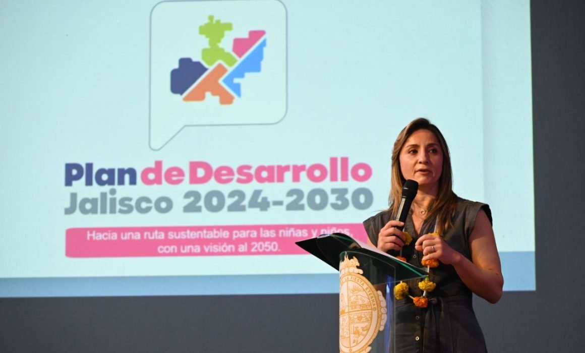 Presentan Plan Estatal de Desarrollo 2024-2030 en cinco regiones del estado