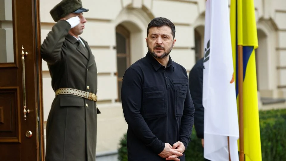 Zelenski afirma que tuvo una conversación constructiva con los asesores de Trump 