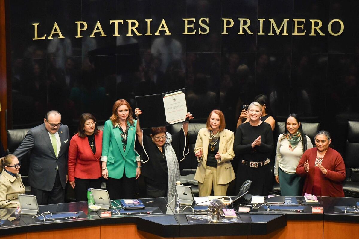 La bancada de MC en el Senado votó a favor de Ernestina Godoy como titular de la Fiscalía General 