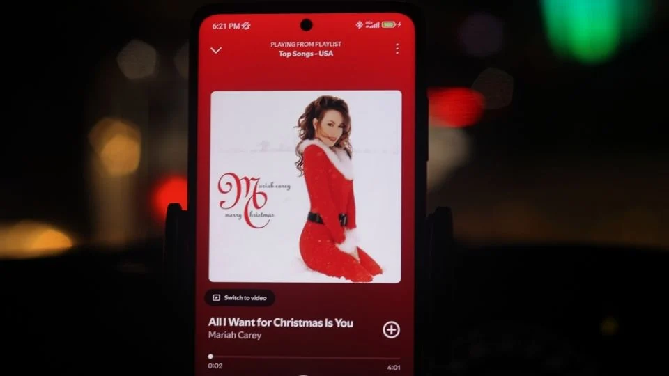 Mariah Carey rompe récord: "All I Want for Christmas Is You" lleva 20 semanas como número uno en Billboard