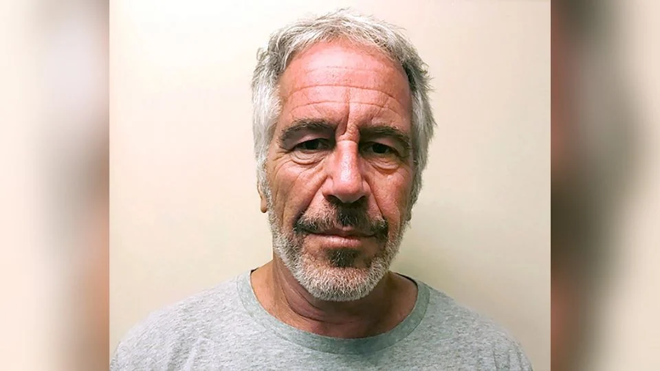Víctimas de abuso de Jeffrey Epstein llegaron a volar desde y hacia Reino Unido: BBC