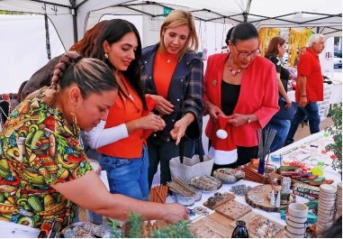 SISEMH impulsa a emprendedoras en Feria por “Un Día para Dar”