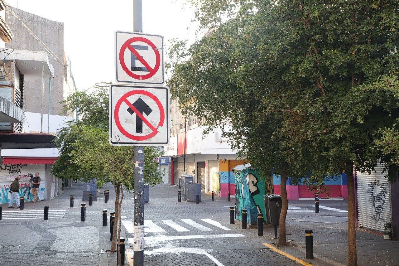 Estacionarse en línea amarilla e intersecciones, las multas más comunes 