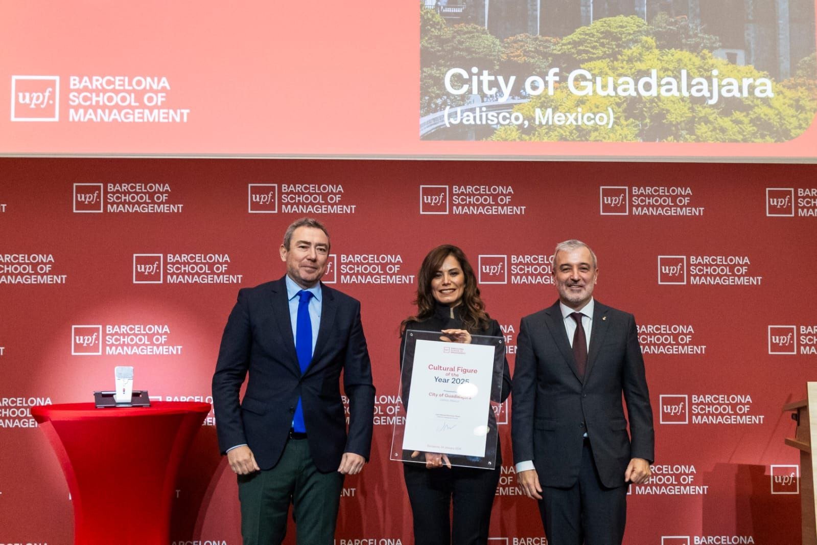 Guadalajara recibe en Barcelona el premio “Cultural Figure of the Year 2025”