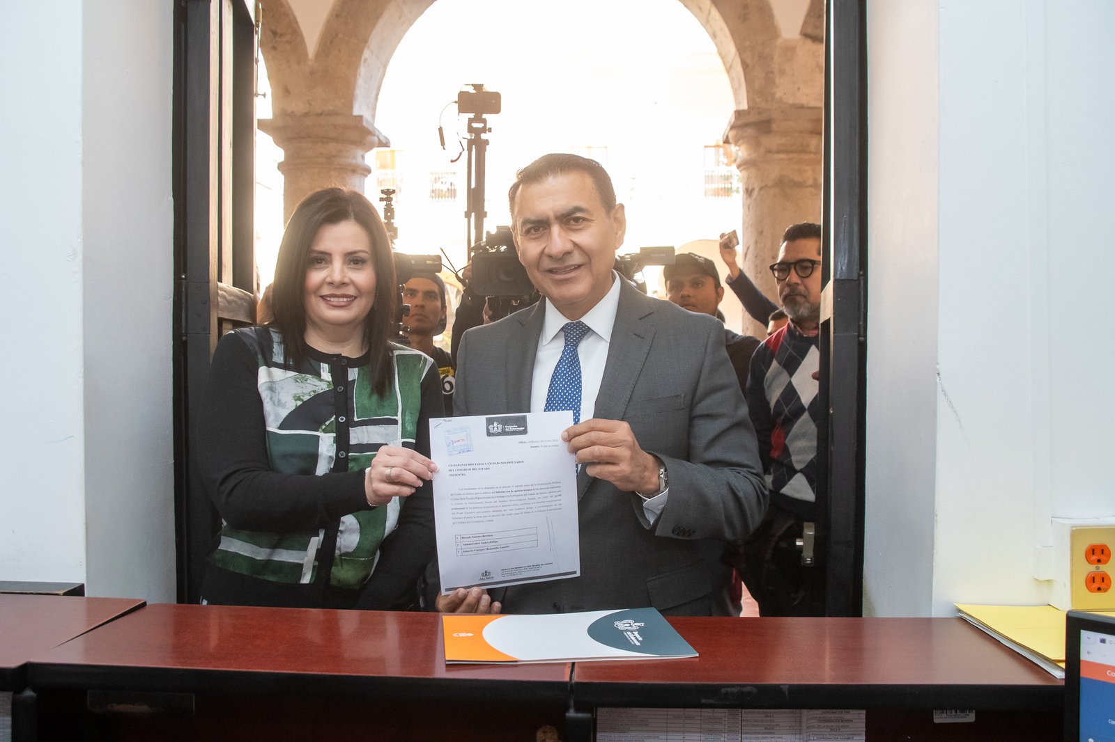 Recibe el Congreso la terna para titular de Fiscalía Anticorrupción