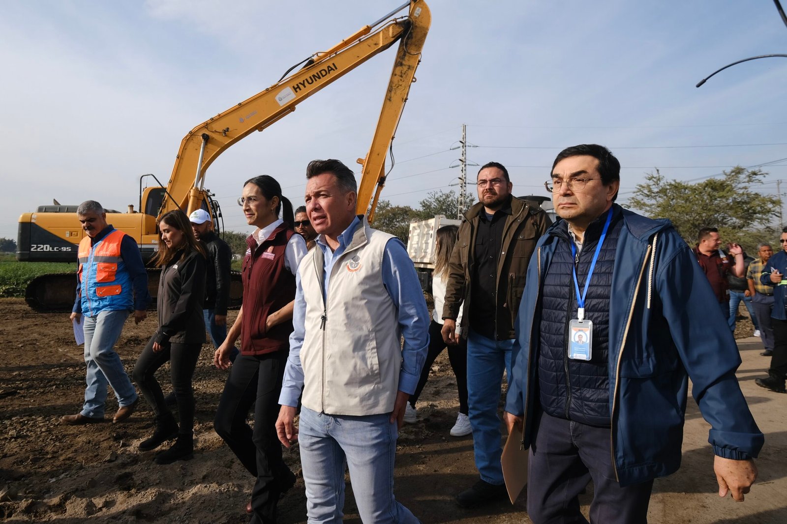 Inician trabajos de limpieza y desazolve en la presa Las Pintas en Tlaquepaque