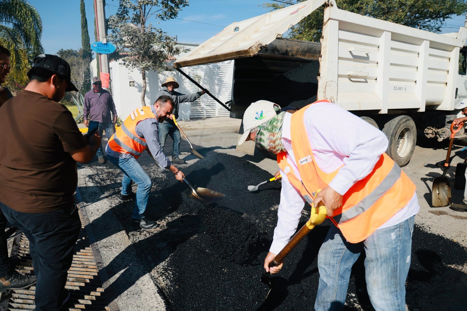 Gerardo Quirino encabeza la primera macrobrigada de 2026 en Tlajomulco