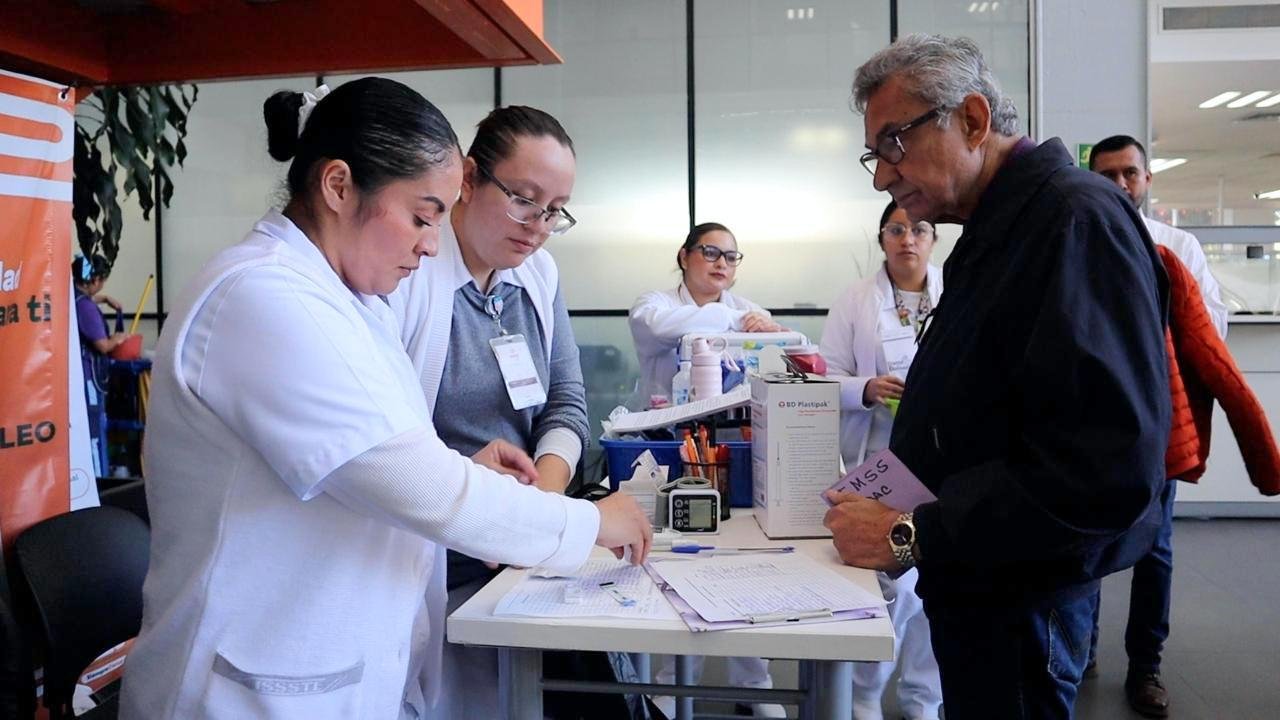 Tlajomulco y Zapopan refuerzan vacunación contra el sarampión