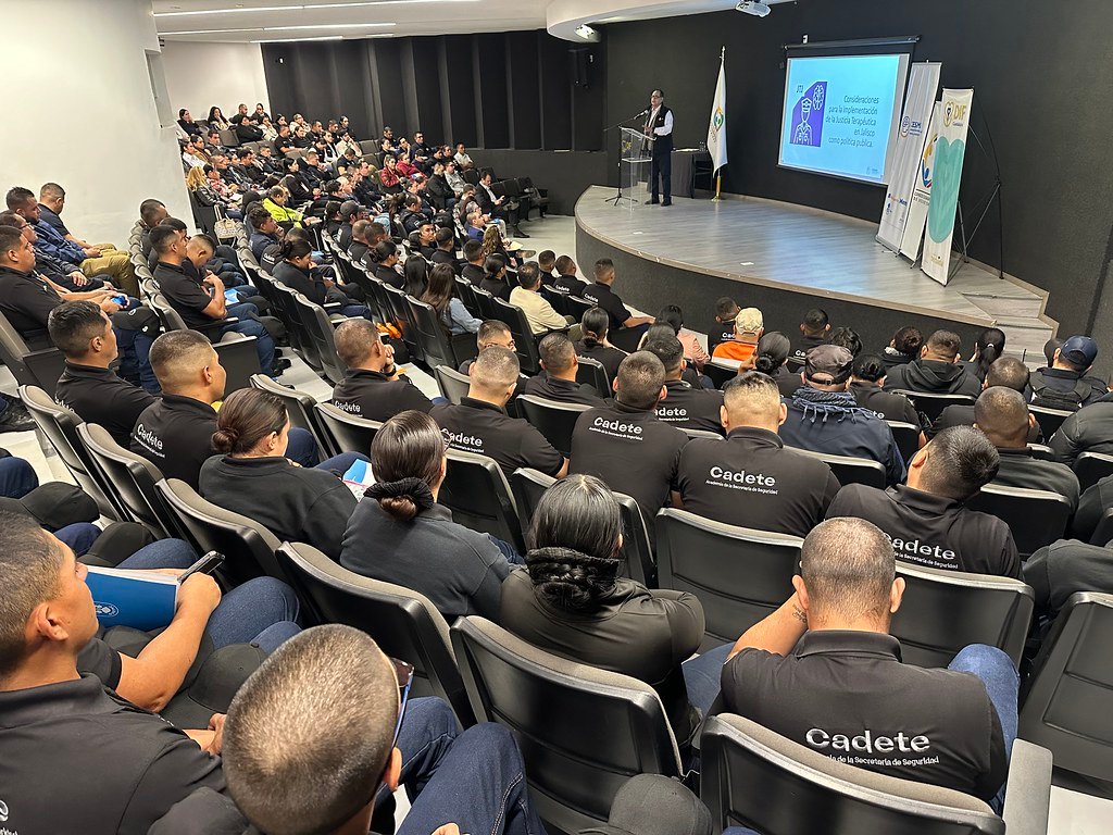 Capacitan a 200 policías sobre salud mental y adicciones