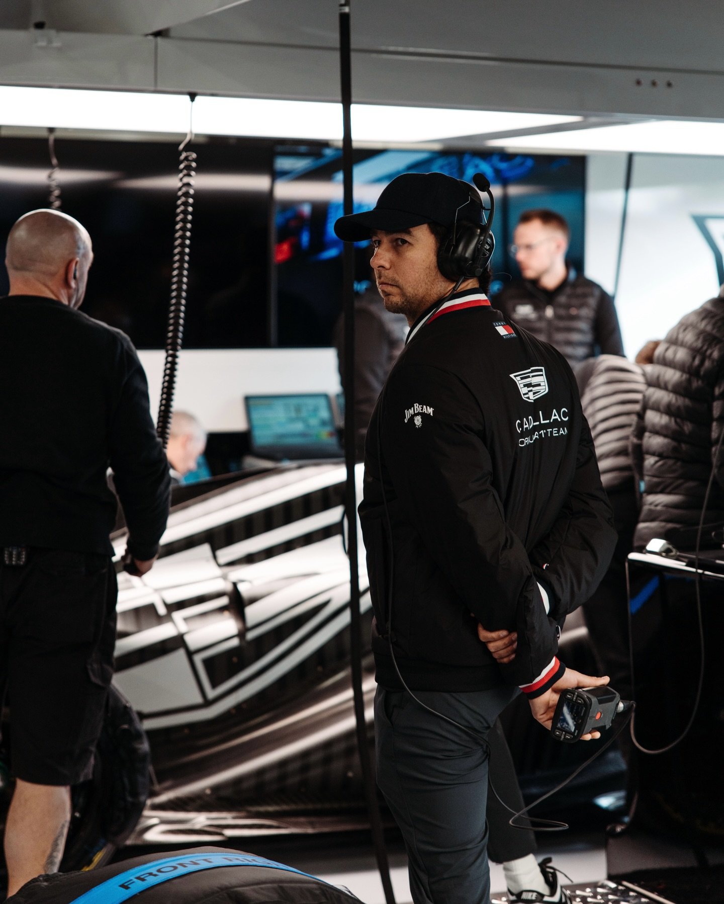 Checo Pérez reconoce fallas, pero ve lo positivo