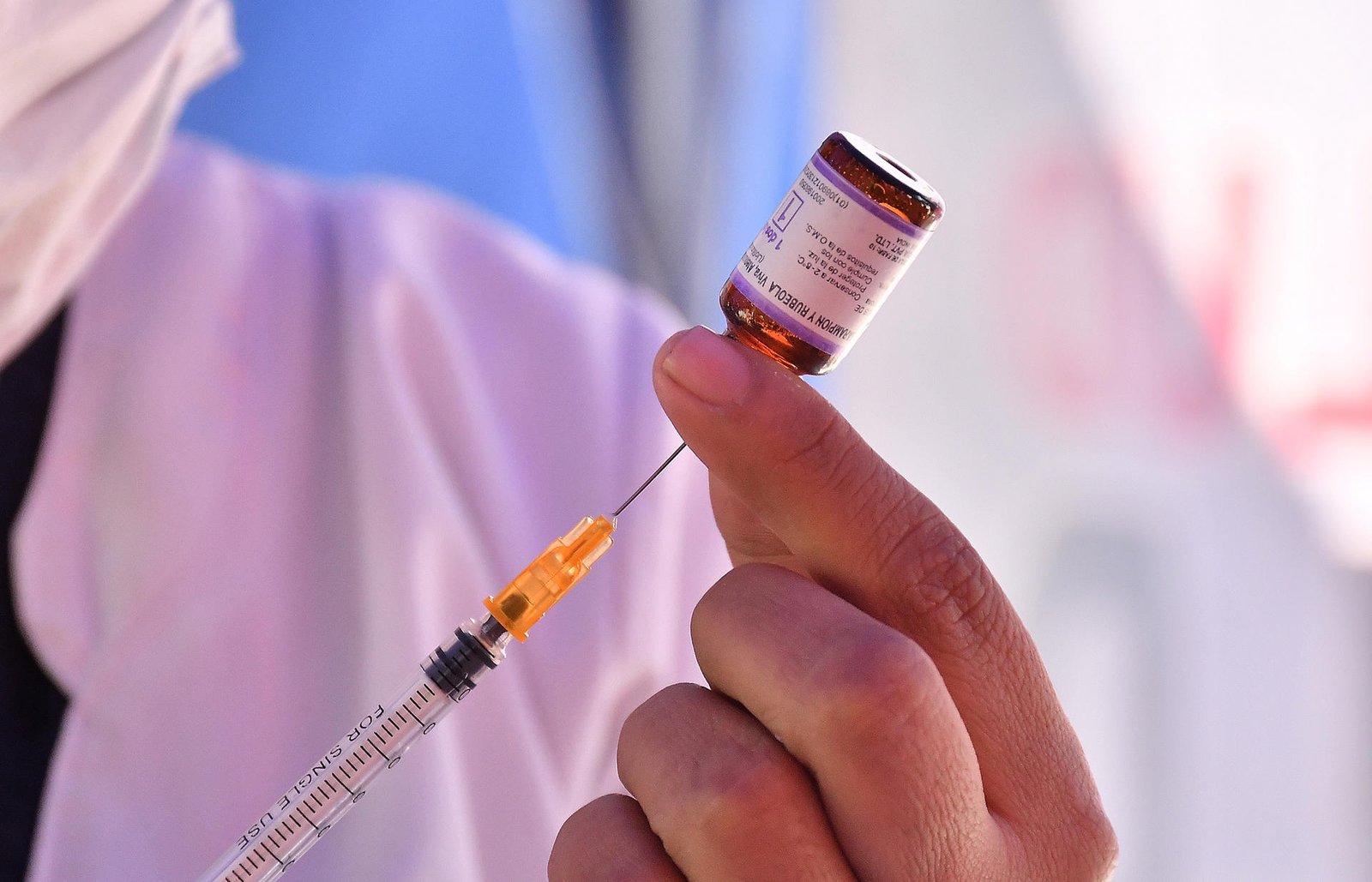 México refuerza vacunación para controlar el brote de sarampión