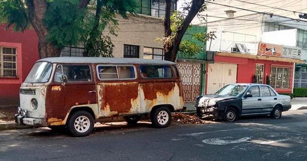 Tlaquepaque retira 770 vehículos abandonados de la vía pública
