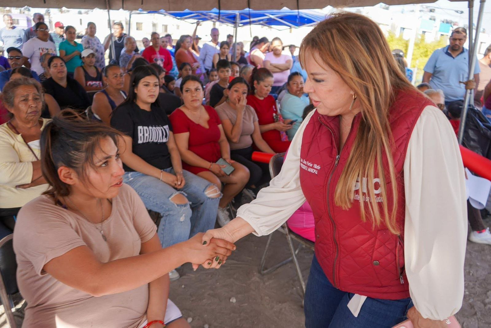 El Salto fortalece cercanía con vecinos de Las Lilas