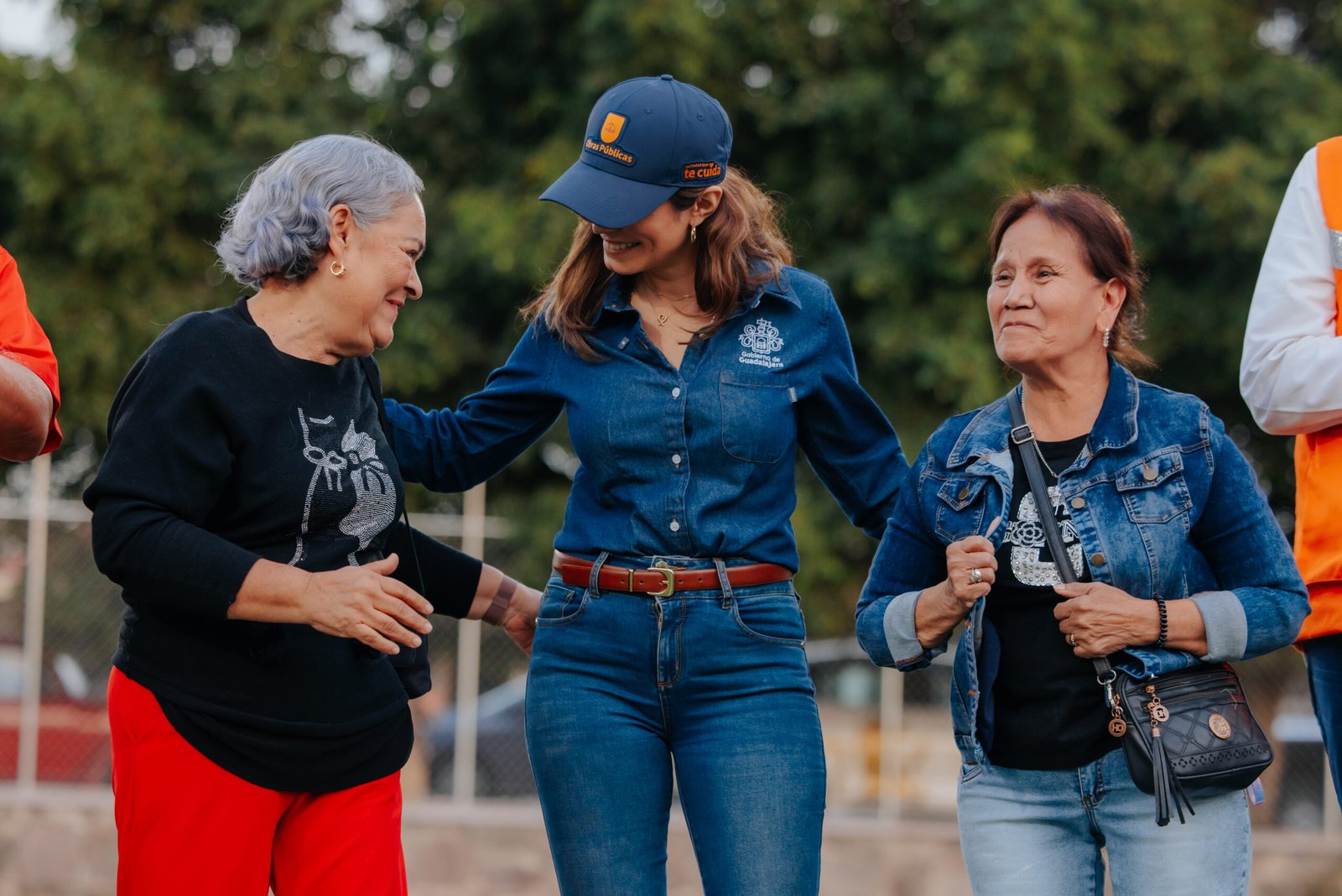 Vero Delgadillo entrega obras por casi 27 mdp en colonias tapatías