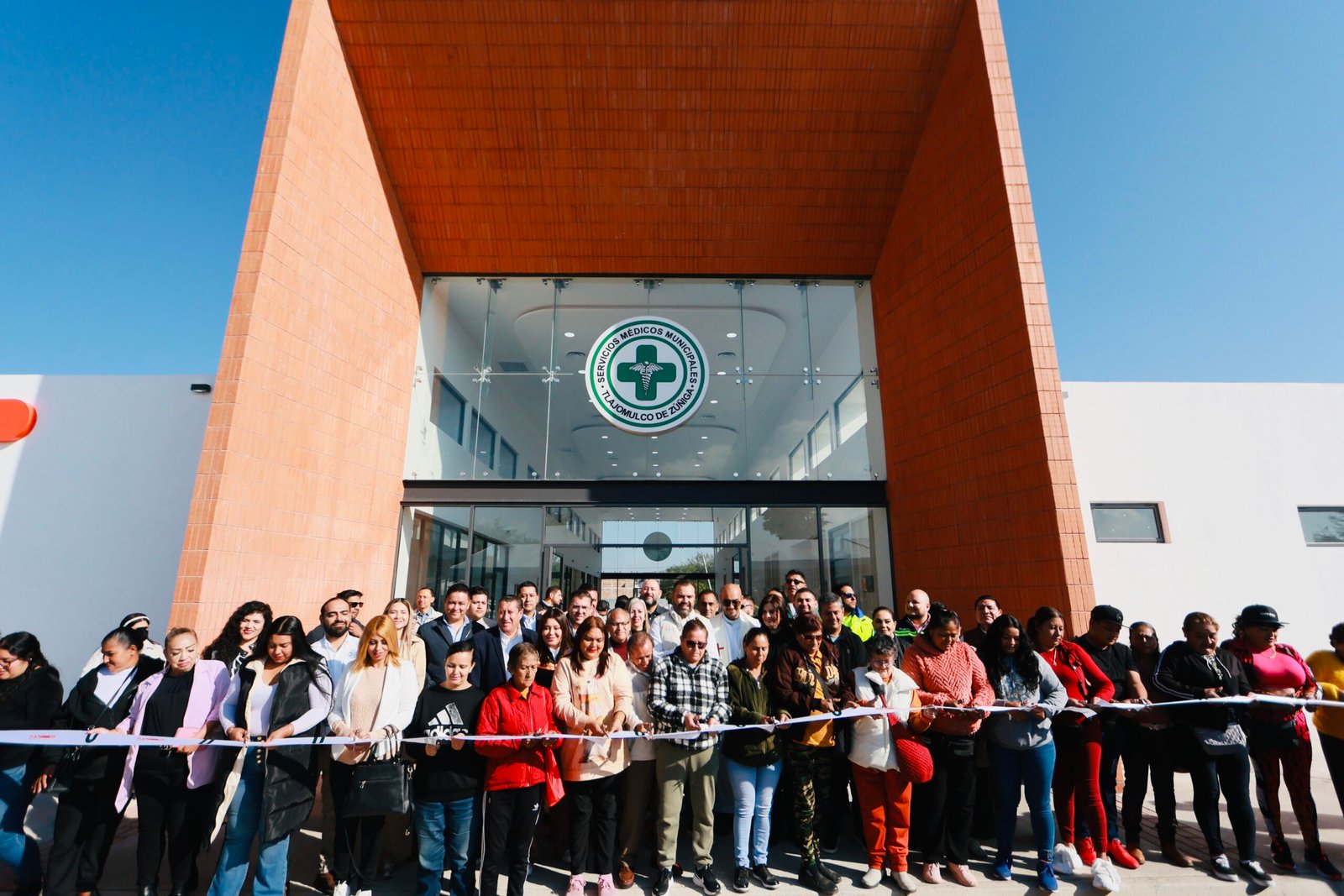 Quirino entrega nueva Cruz Verde en Chulavista 