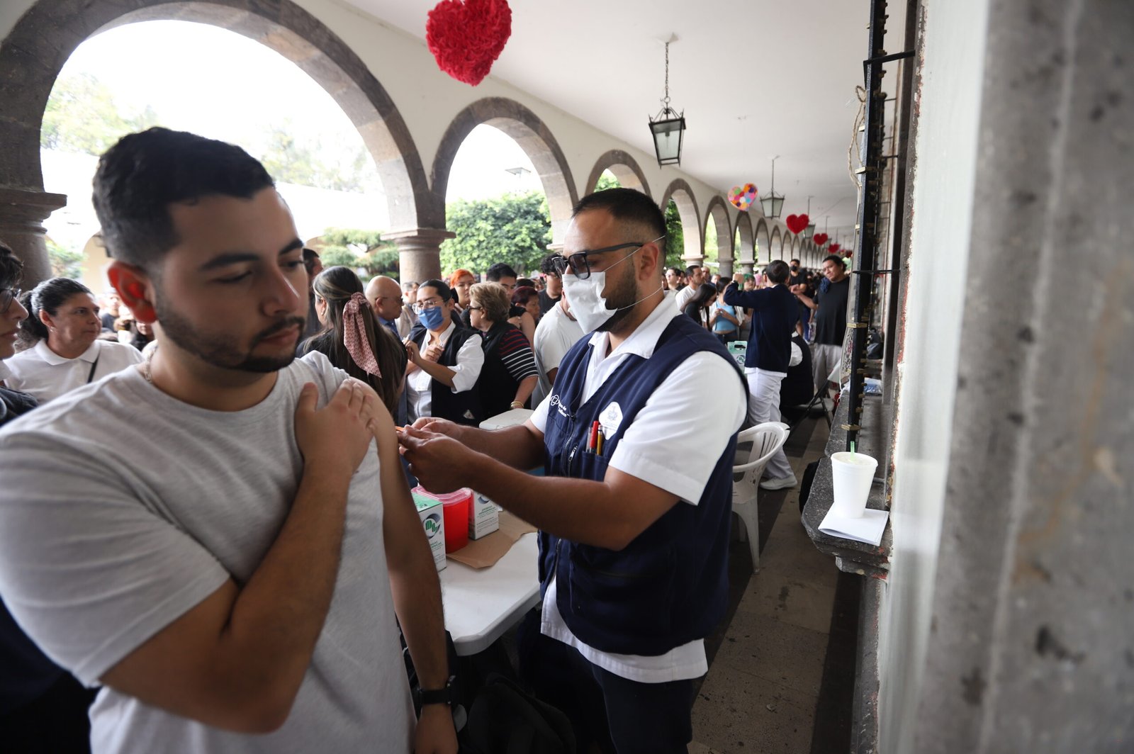 Más de 250 mil jaliscienses se vacunan contra el sarampión 