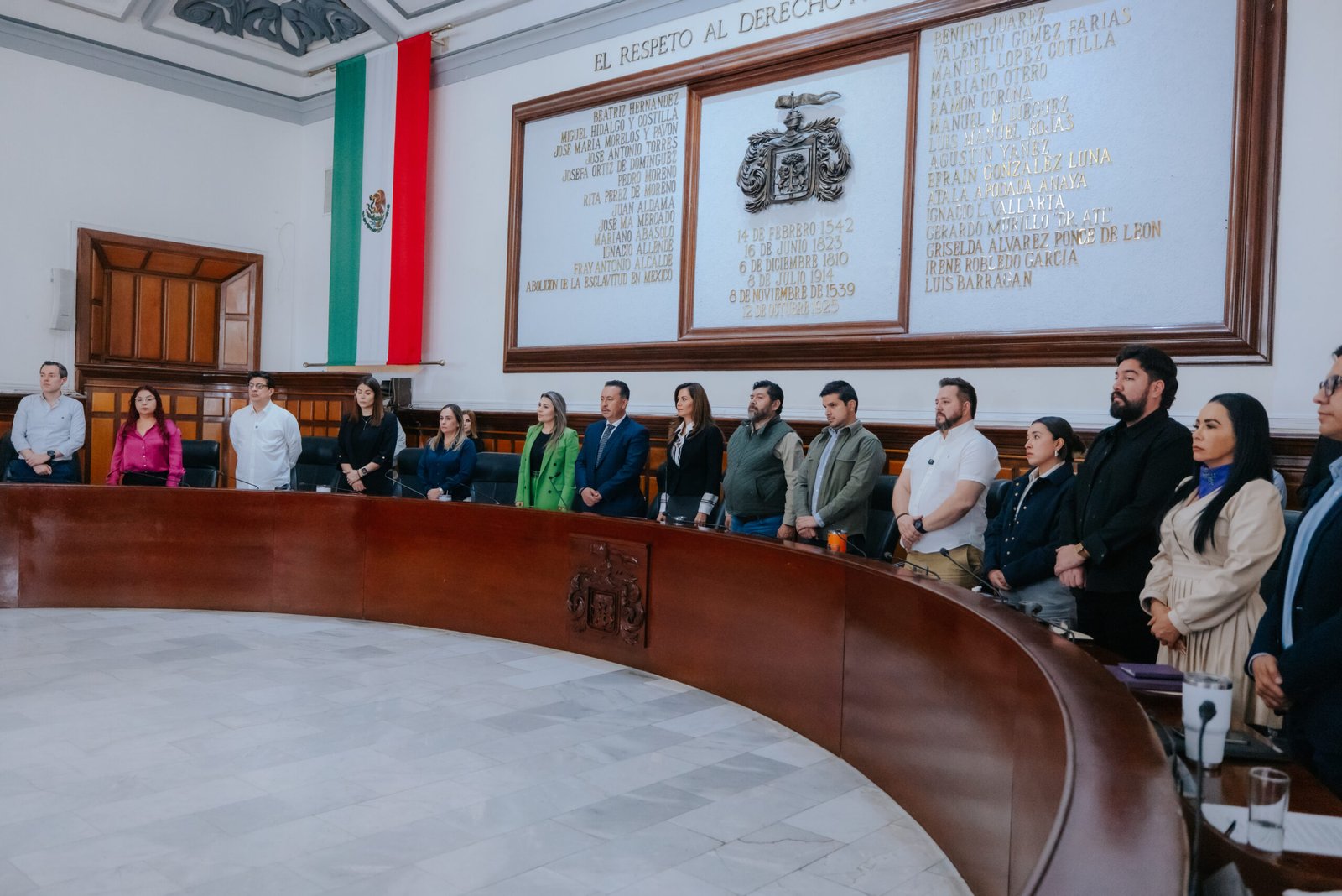 Policías de Guadalajara recibirán subsidios tras acuerdo con el estado