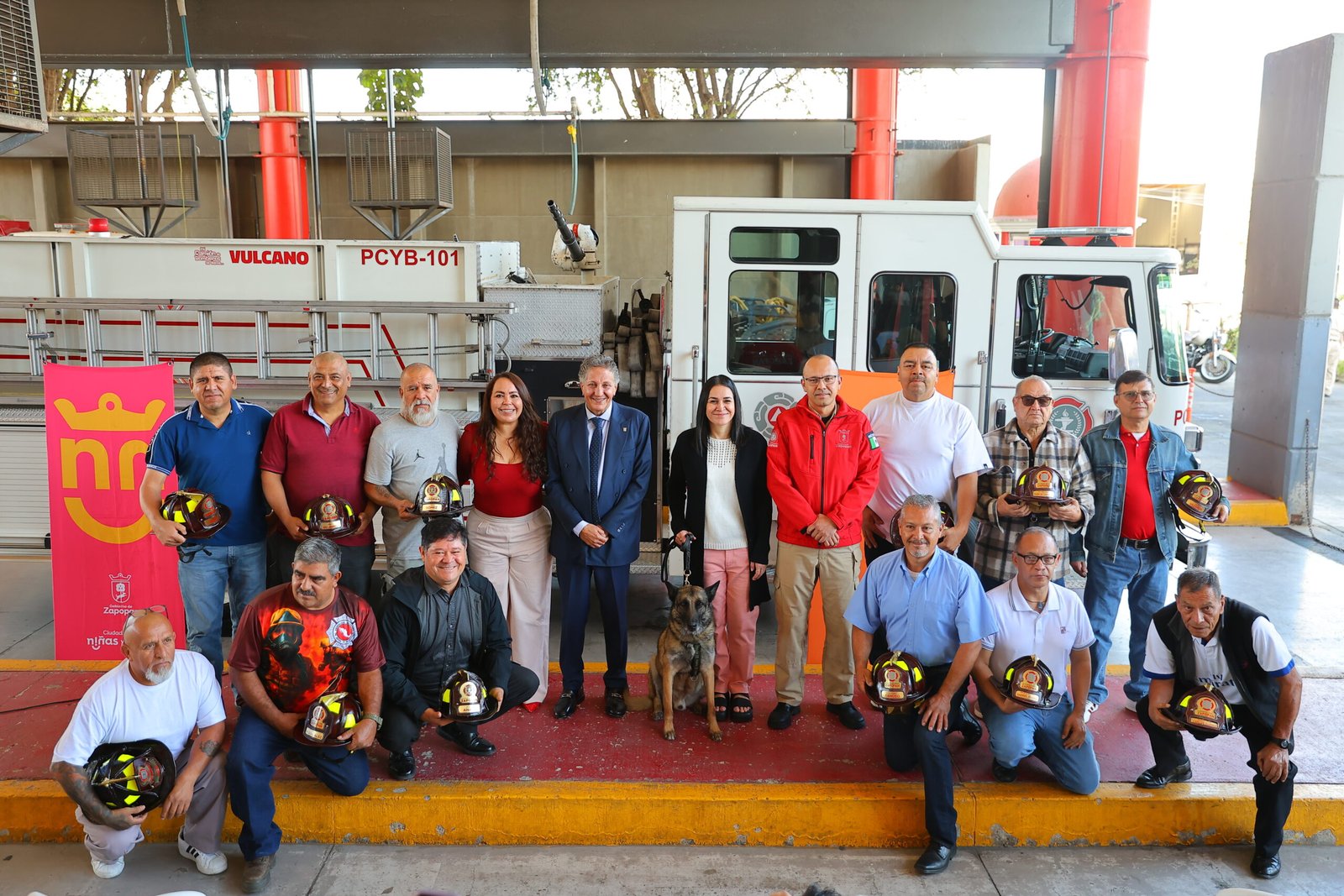 Zapopan rinde homenaje a bomberos y personal jubilado