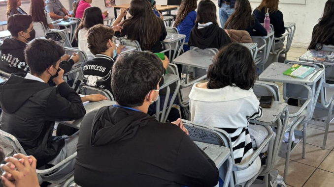 Centro de Prevención Social sensibiliza a estudiantes sobre violencia en el noviazgo