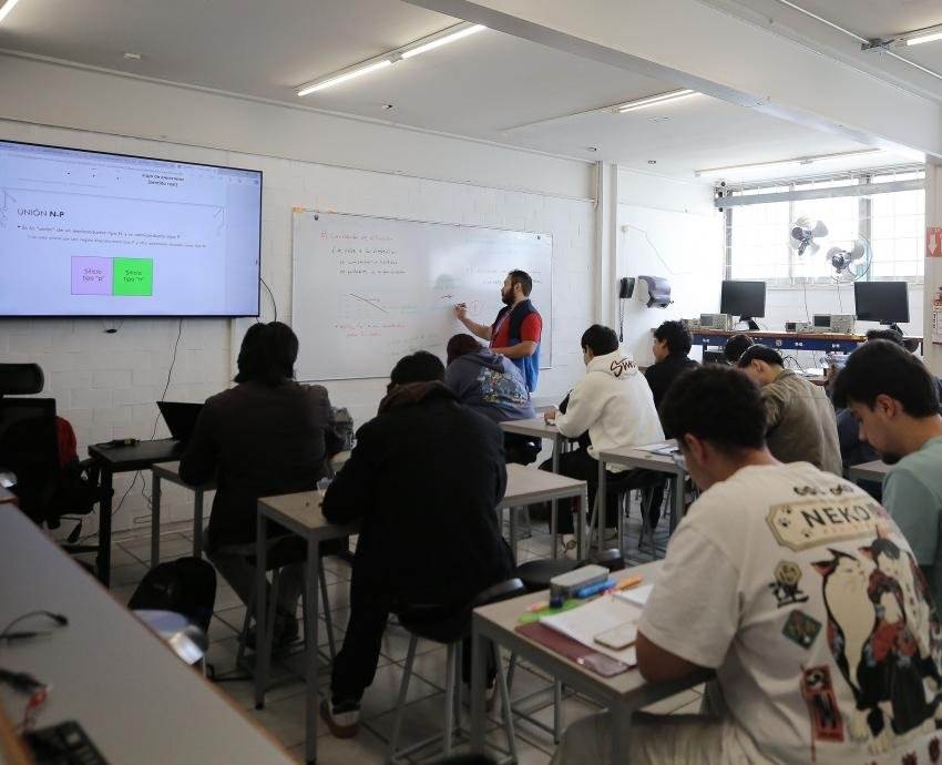 Prepas UdeG refuerzan acompañamiento emocional en contextos de violencia