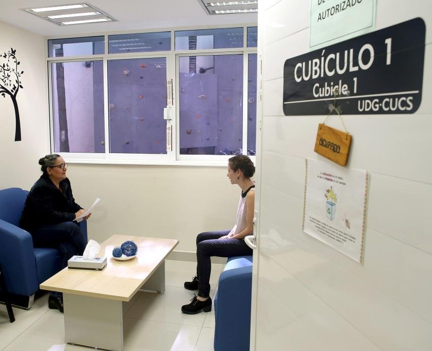 Especialistas del CUCS advierten sobre la importancia de cuidar la salud mental 