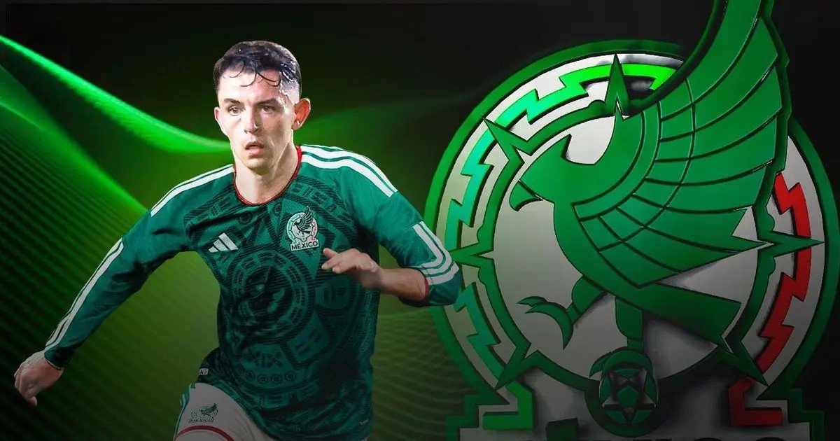 Álvaro Fidalgo, habilitado por FIFA para vestir la camiseta del Tri