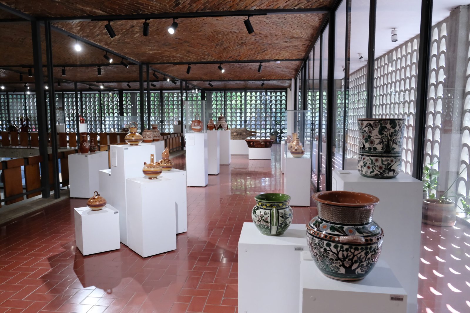 SEDECO presenta plan anual para artesanos