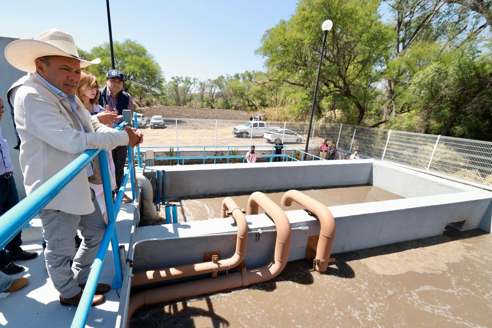 Lemus entrega rehabilitación de planta de tratamiento en Mexticacán