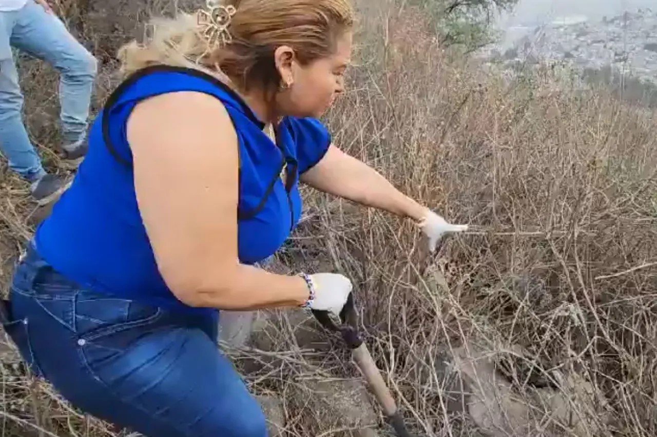 Ceci Flores encuentra restos de su hijo en Sonora