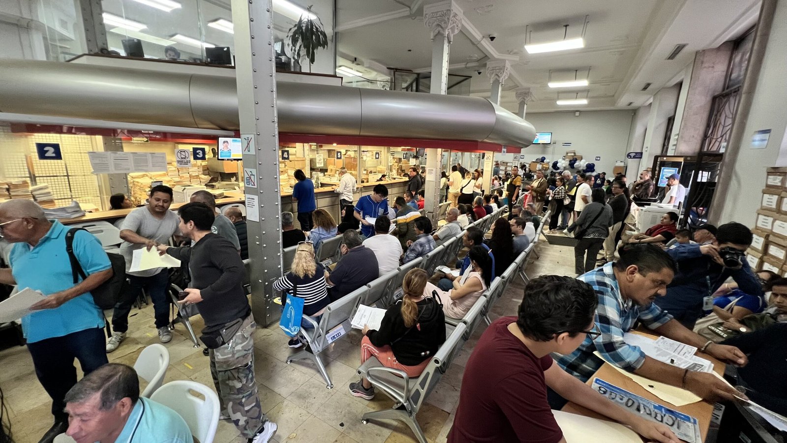 Llaman a completar canje de placas antes del plazo