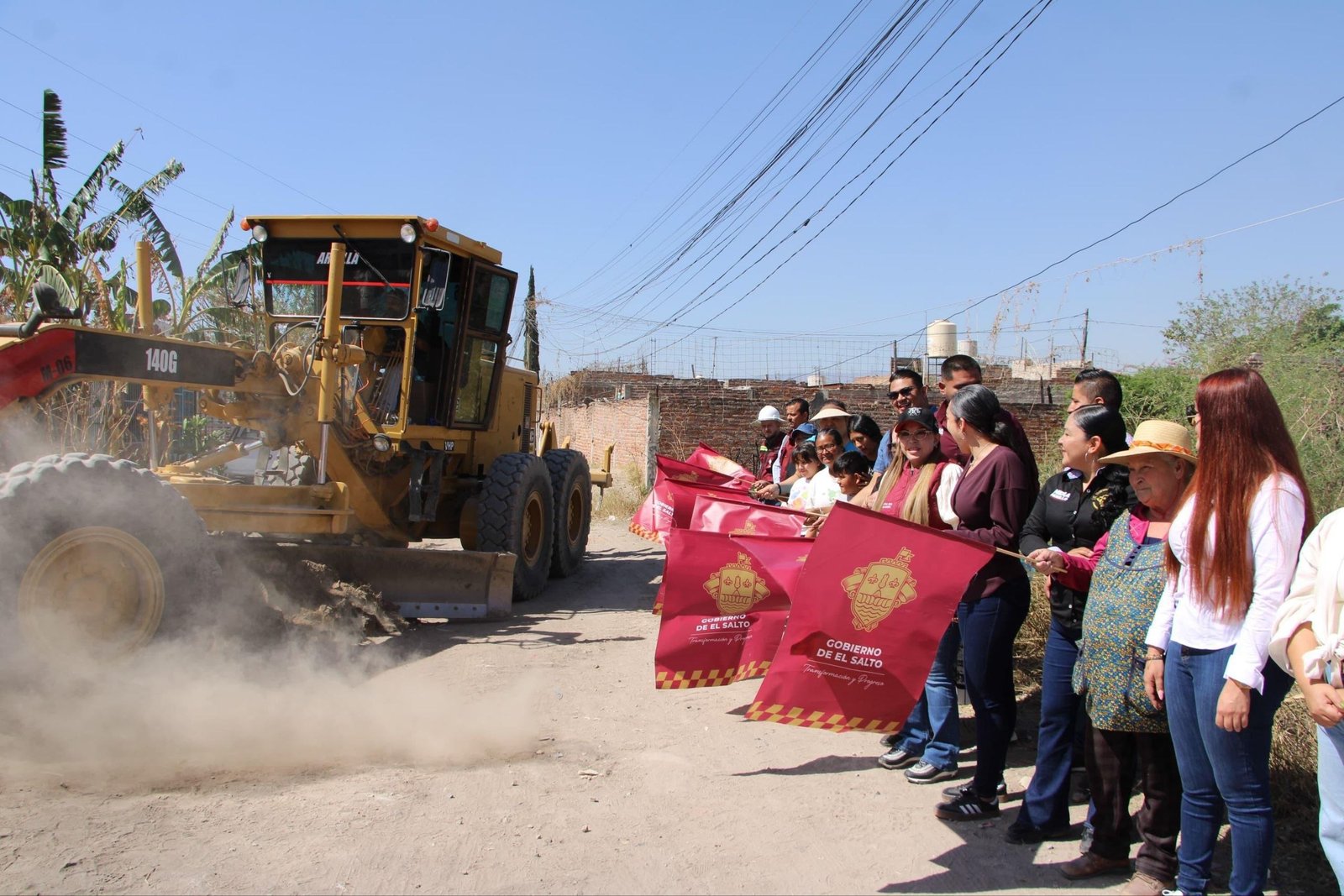 Inician obras de pavimentación en La Higuera y El Terrero