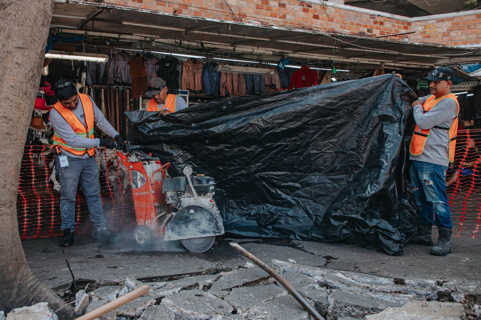 Guadalajara da mantenimiento a Mercado San Juan de Dios 